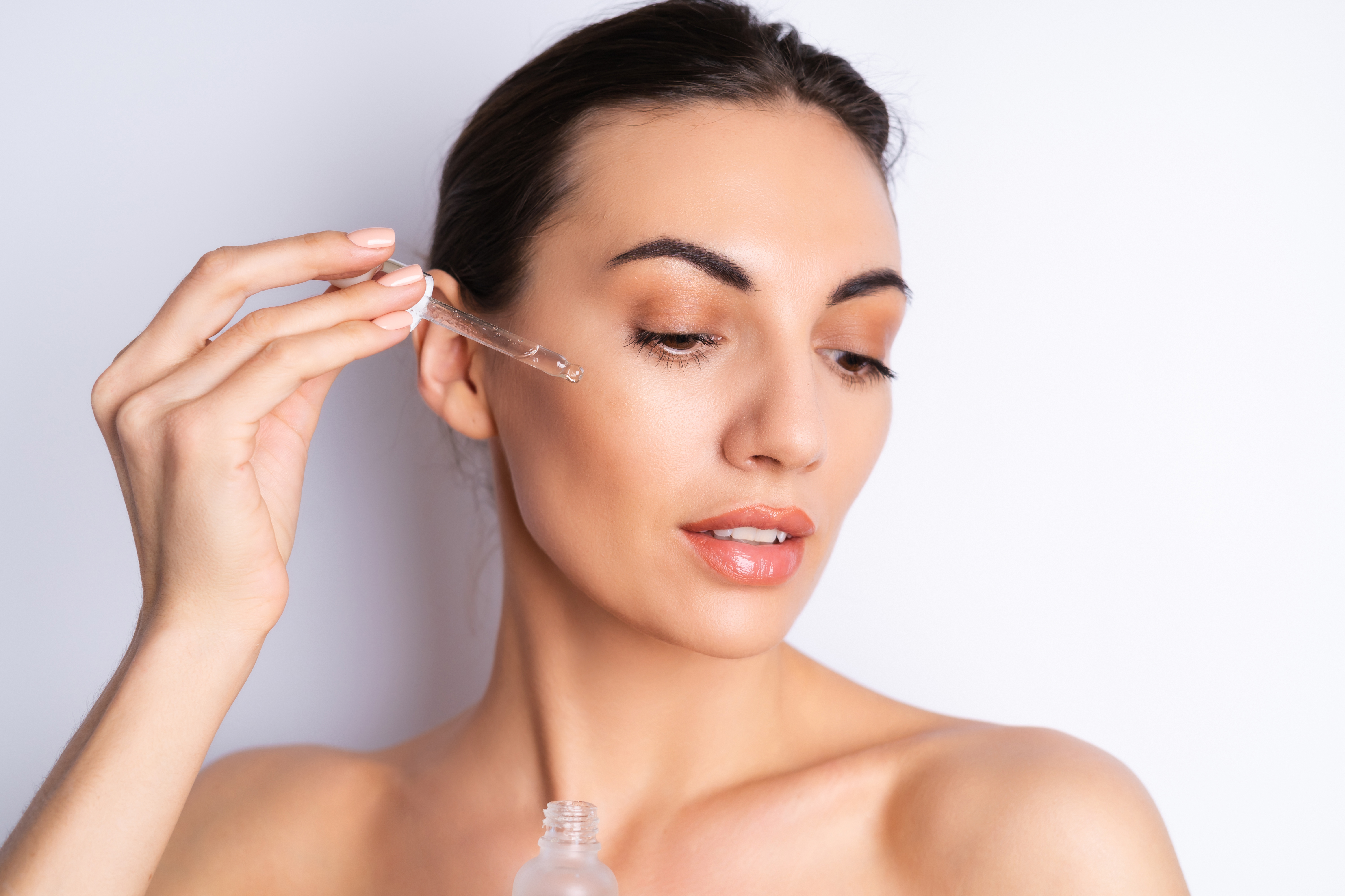 Peptidi: la nuova frontiera dell'anti-age per una pelle più tonica e compatta